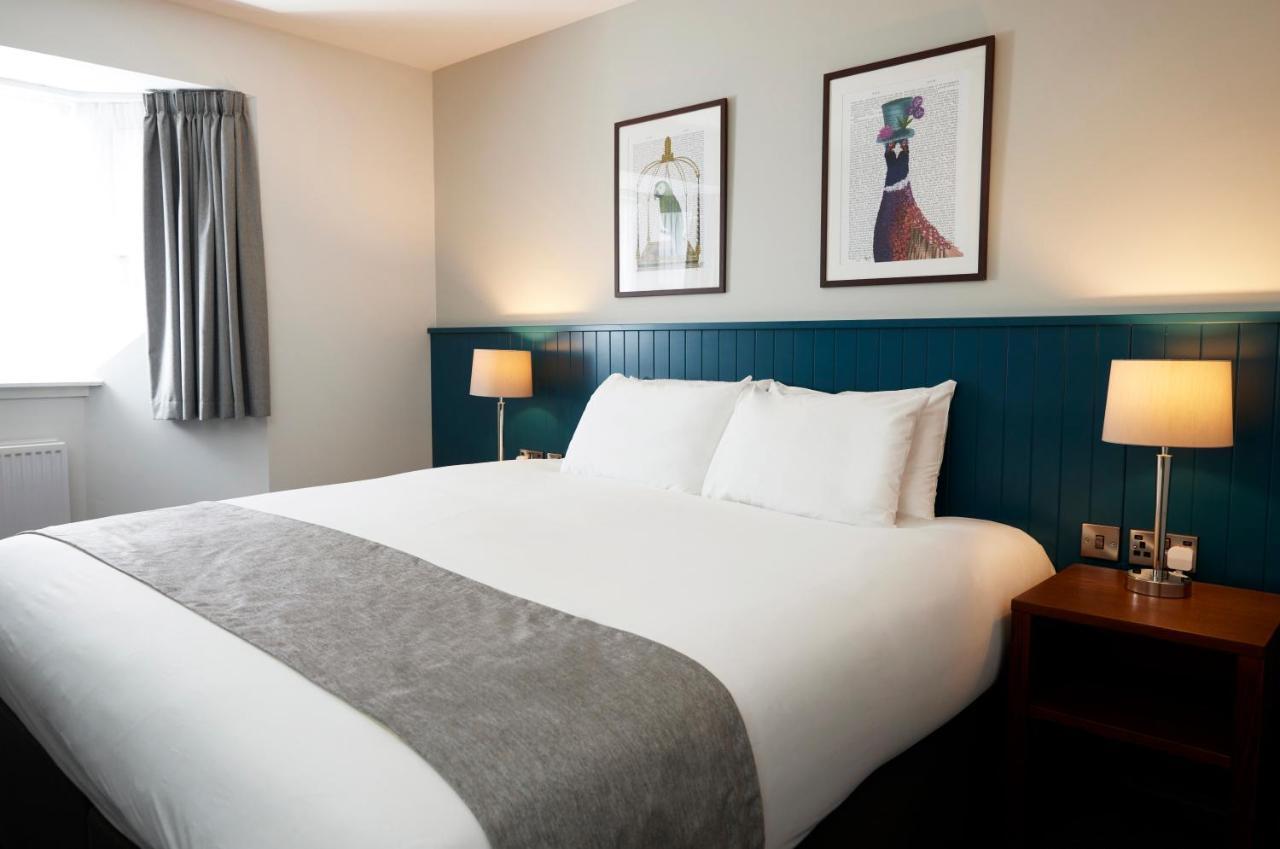 The Caledonian Hotel Leven  Buitenkant foto