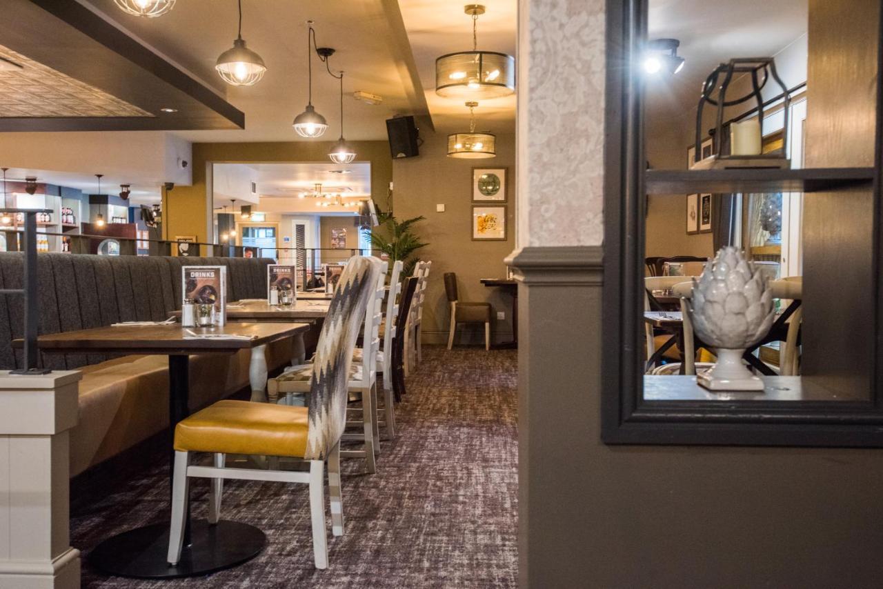 The Caledonian Hotel Leven  Buitenkant foto